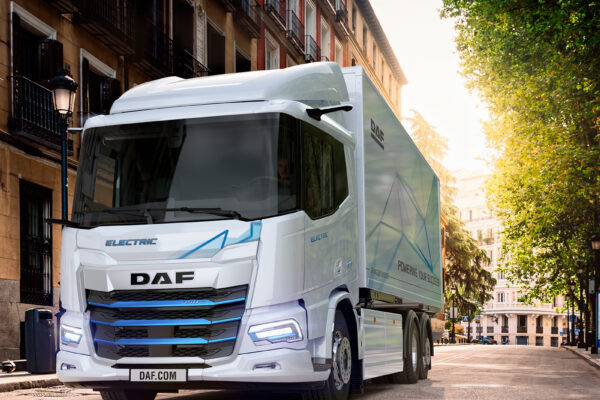 DAF-on-the-road-to-sustainable-transport-electric